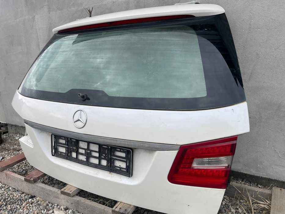 Haion / Hayon / Portbagaj E class break S212 cu luneta / 2009-2016