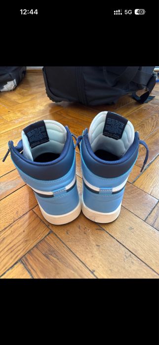 Air Jordan 1 UNC High
