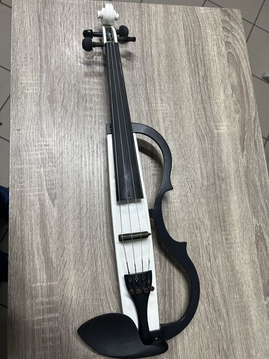 Vioara Yamaha pentru piese