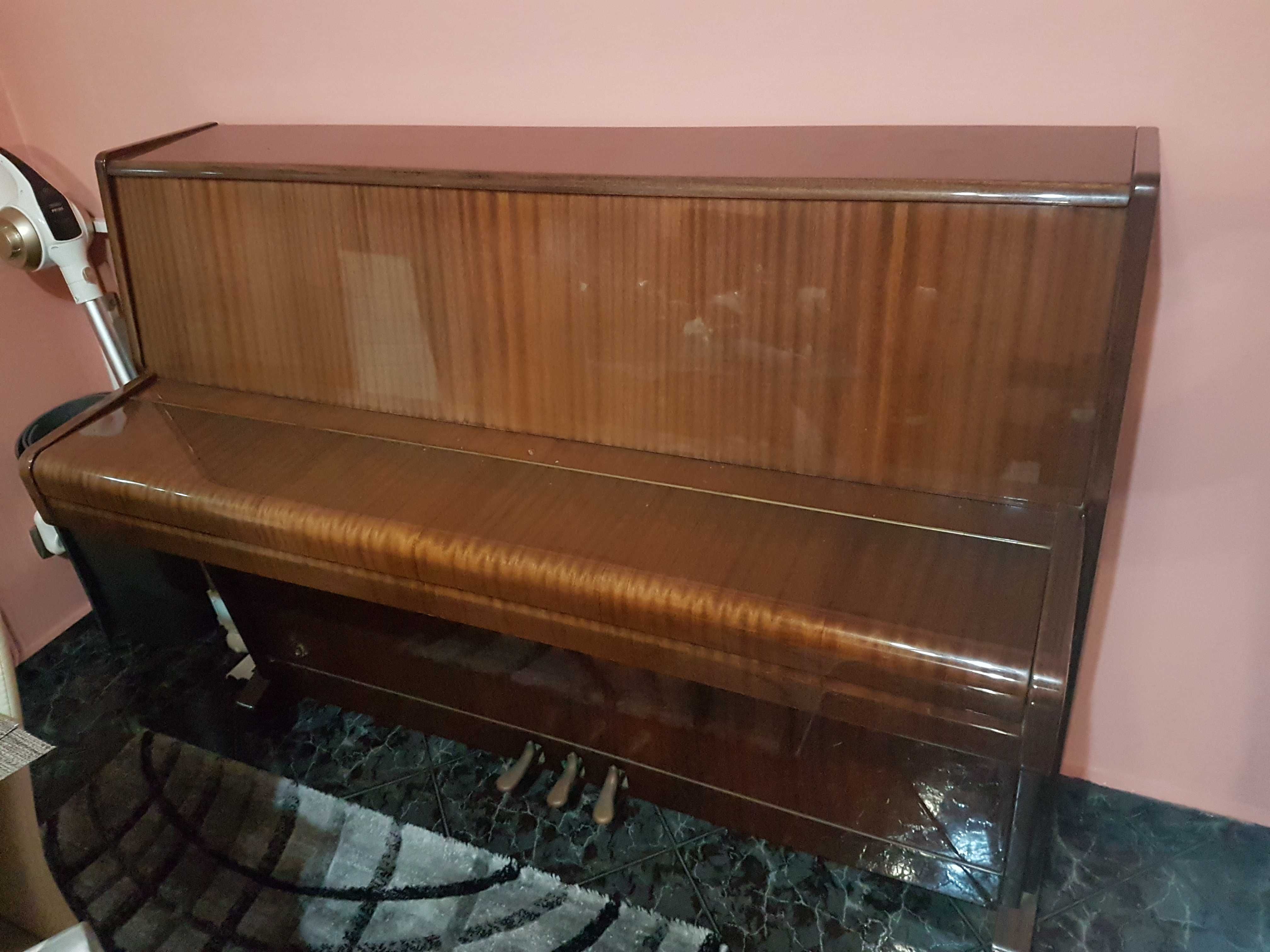 пиано weinbach метална лира