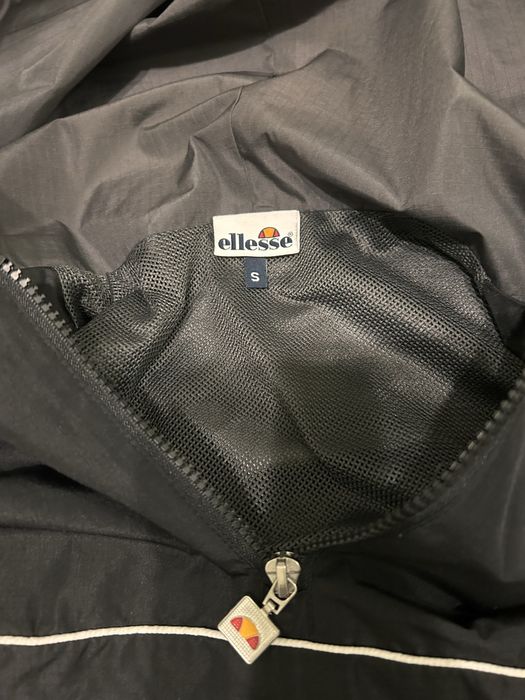 Ellesse ветровка