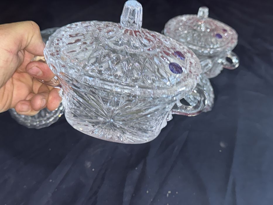 Разные хрусталные посуды