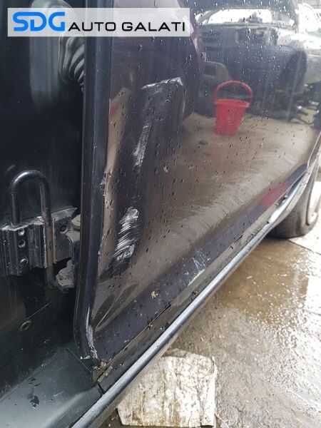 Usa Portiera Stanga Spate Dezechipata cu DEFECT Audi A6 C6 Berlina Sedan 2004 - 2011 Culoare LZ7Q