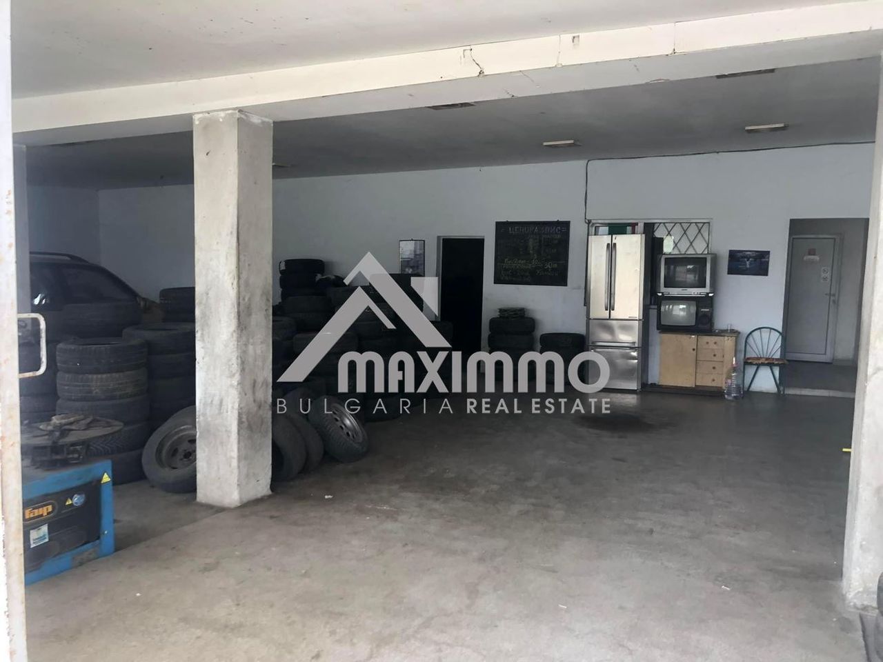 Продава се Къща в Добрич, Промишлена зона - Север - 545 кв.м за 245 €/кв.м - Снимка #5