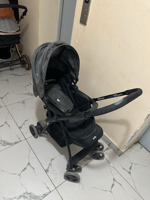 Коляска прогулочная детская Joie