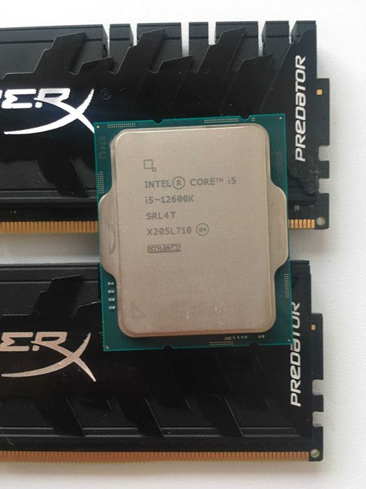 Комплект Gygabyte B760M DS3H + i5-12600k + 16 gb RAM