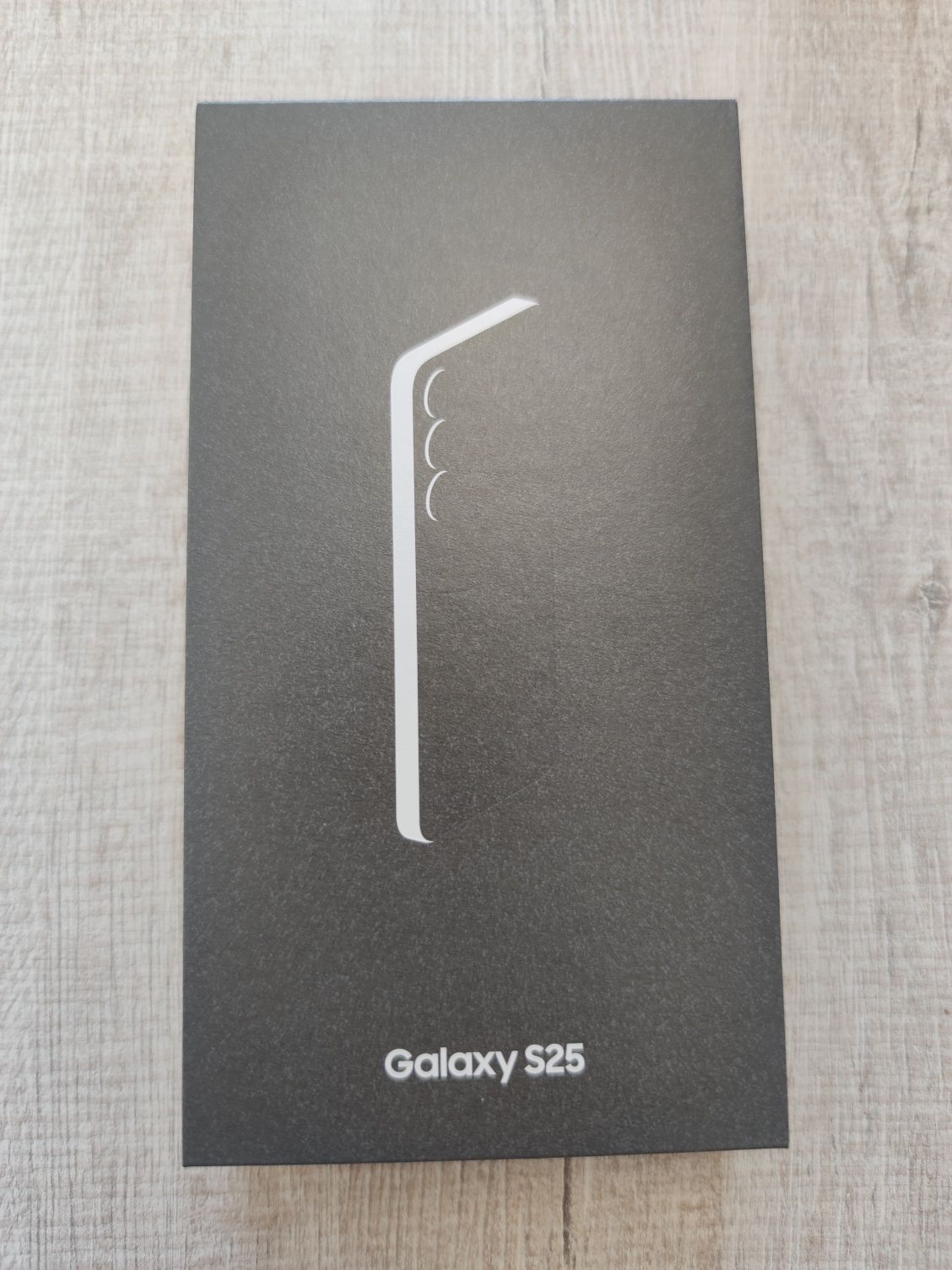 НОВ! Samsung Galaxy S25 5G 128GB Silver Navy Blue Mint 2г. Гаранция!