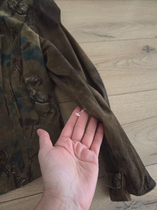 Jacheta piele naturala cu motive de vanatoare