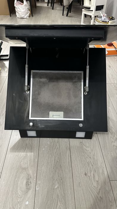 Gorenje Ora Ito – 60см дизайнерски аспиратор, черен