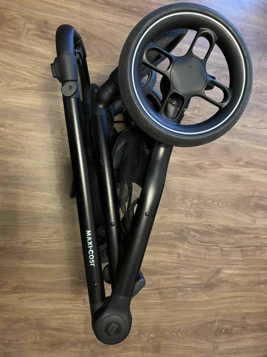 Maxi Cosi комбинирана количка със зимен кош и лятна седалка