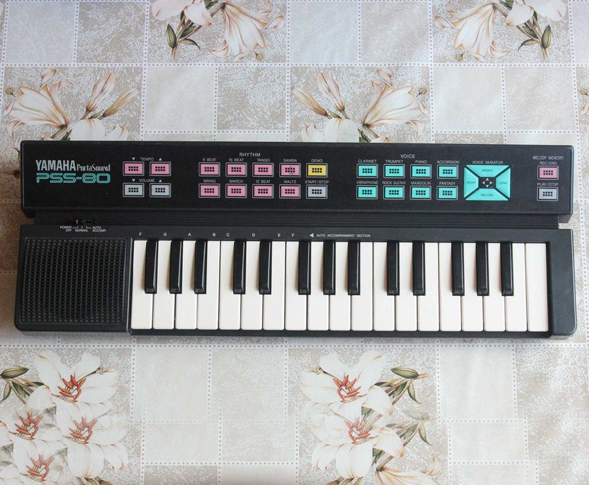 Yamaha PSS-80 Portasound Keyboard