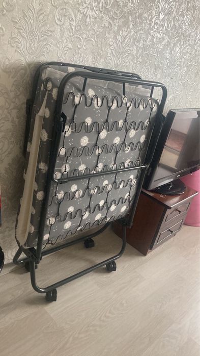 Раскладушка сеточная, мягкая и удобная