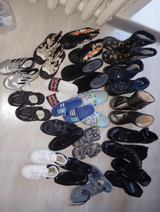 Продам всю обувь в одни руки