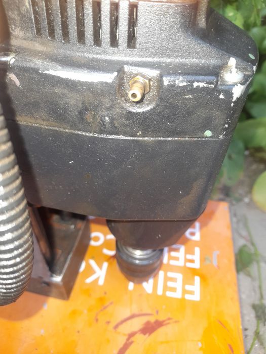 Masina.  de gaurit cu talpa magnetica Fein KBM 542,
