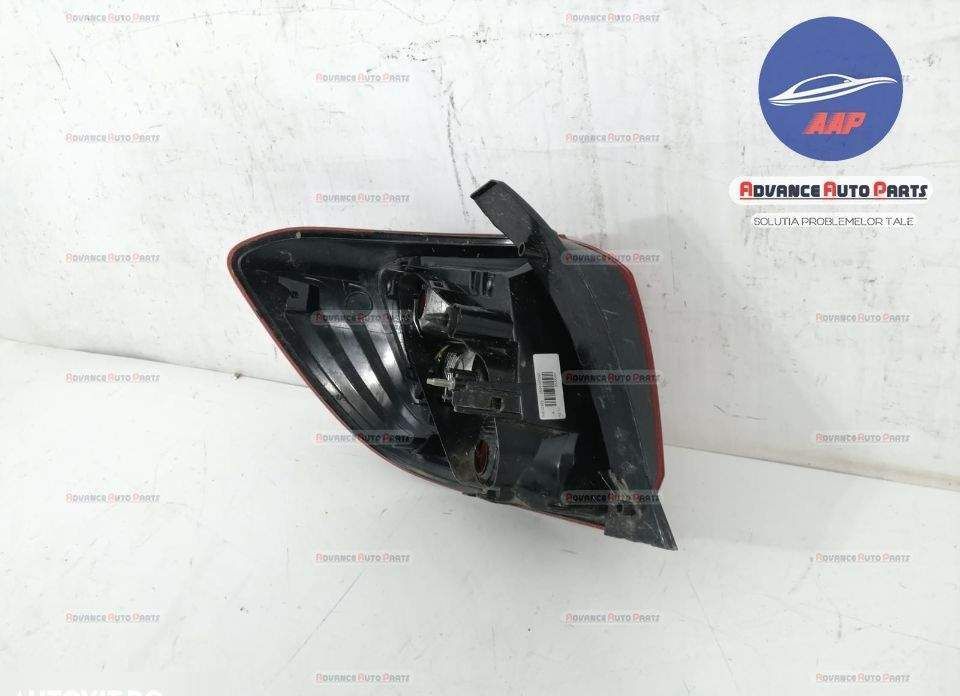 Stop dreapta cu halogen in stare buna Dacia  Logan  2 [2013 - 2016]