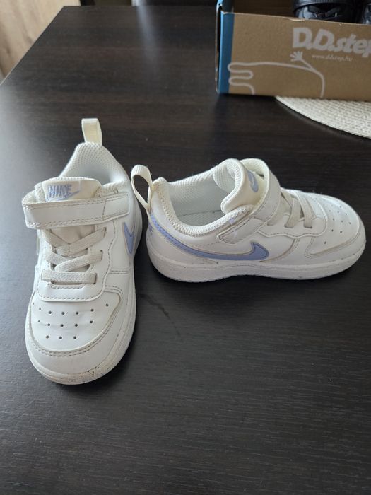 Papuci Nike 23.5