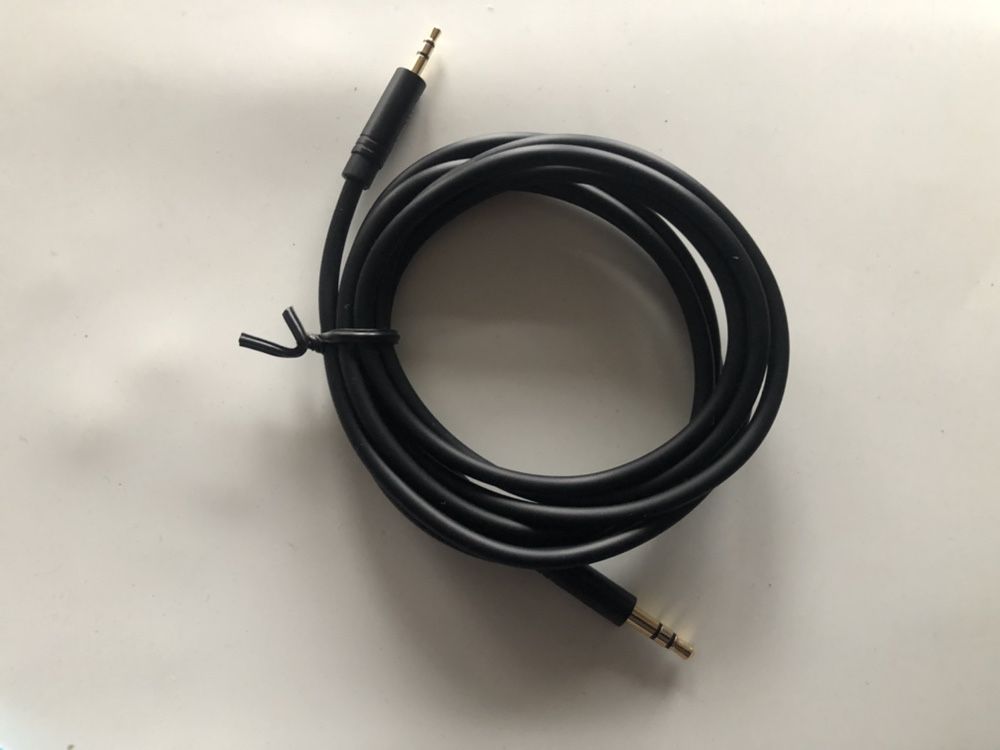 Cablu Venton audio jack 2.5 mm la jack 3.5mm