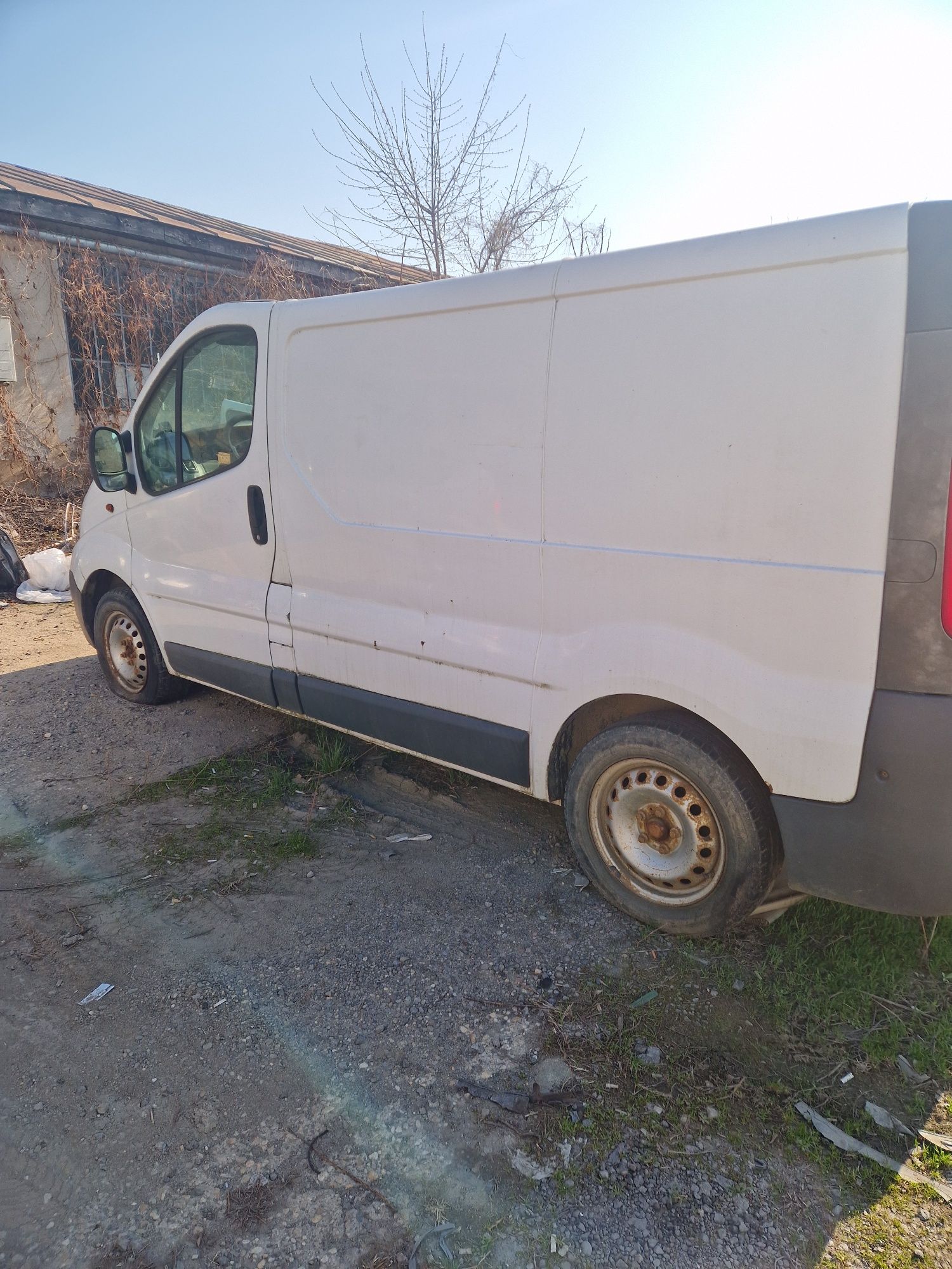 Vand renault trafic 2.0 dci motor bun