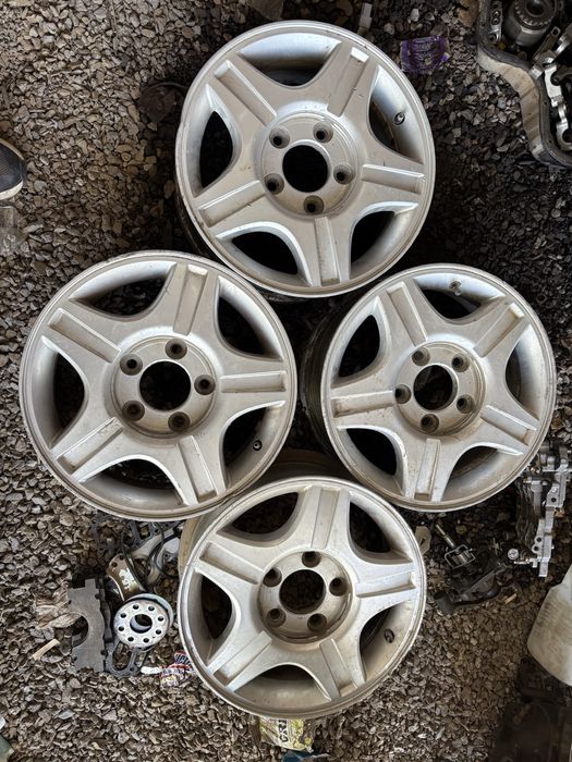 Диска R16 от Саненг