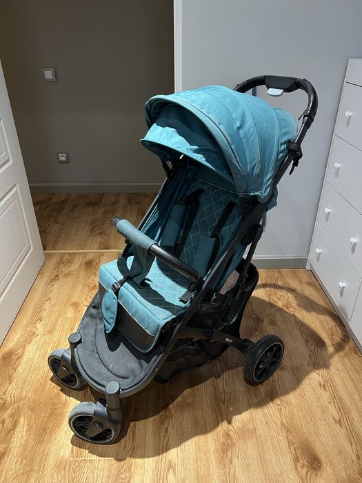 ПРОДАМ срочно коляску