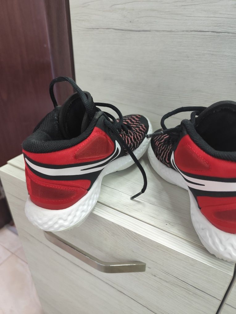 Маратонки Nike детски