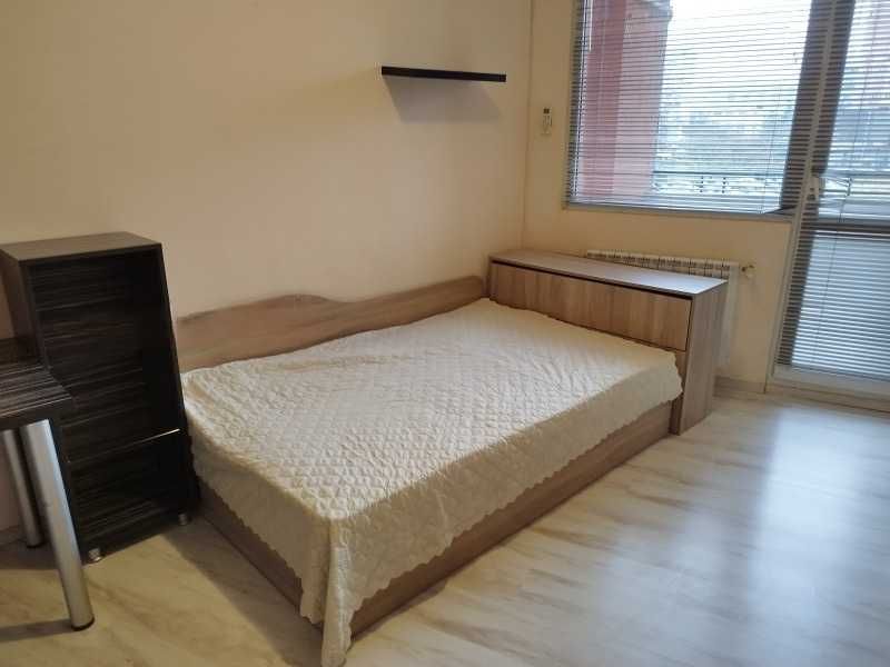 Дава се под наем Едностаен апартамент в София, Център - 40 кв.м за 440 € - Снимка #2