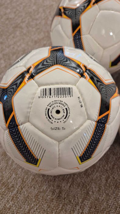 Топки. Професионални нови футболни топки JOMA