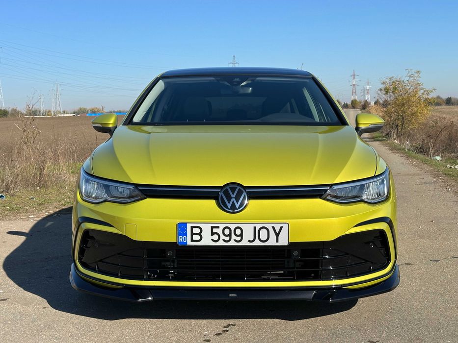 Volkswagen Golf 8, 1.5 eTSI ACT DSG MHEV, R-Line exterior
