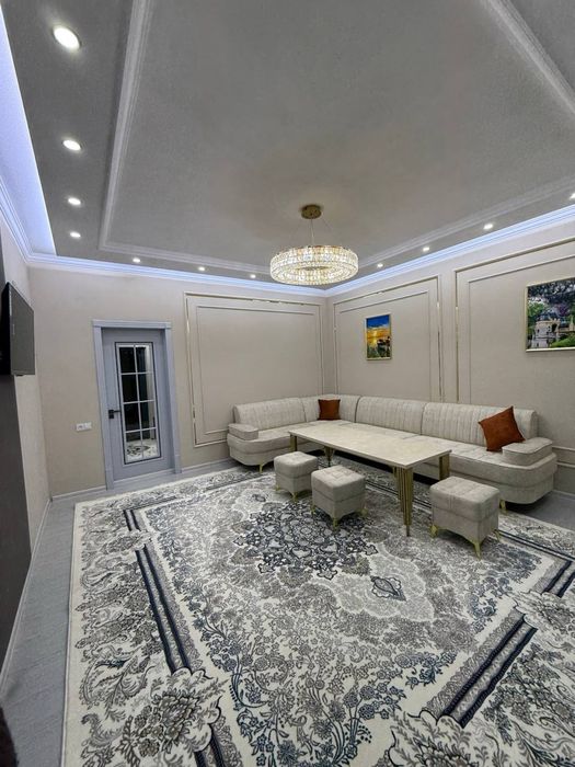 Продается 4 ком. Квартира на 3 этаже площадью 100 кв.м. По ул. Рудаки