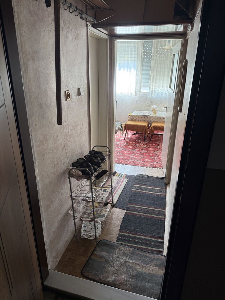 Продава 1-стаен апартамент в гр. Кърджали, кв. Възрожденци