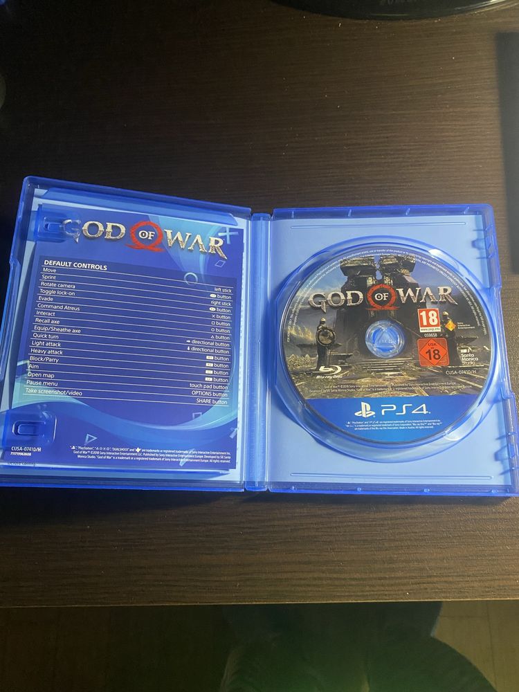 Продавам god of war 2018
