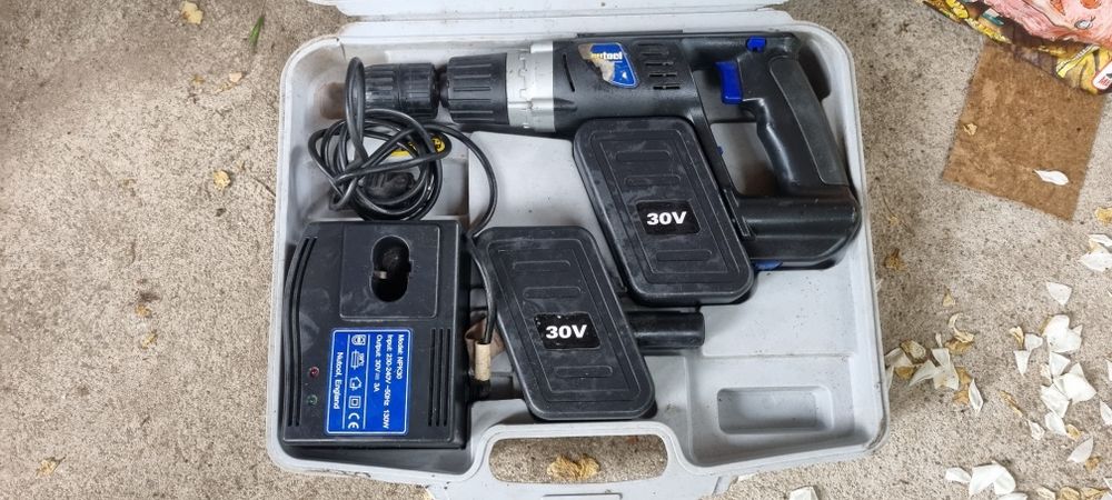 Filetanta bormasina 30v Masina de insurubat si gauri cu suruburi copil