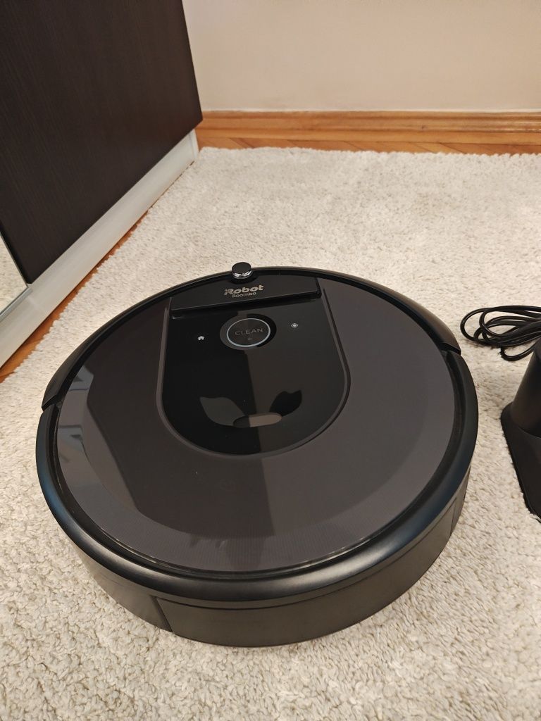 Roomba I7 IRobot