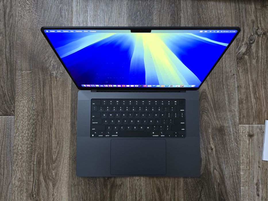 MacBook Pro 16 M3PRO/2TB 3 цикла