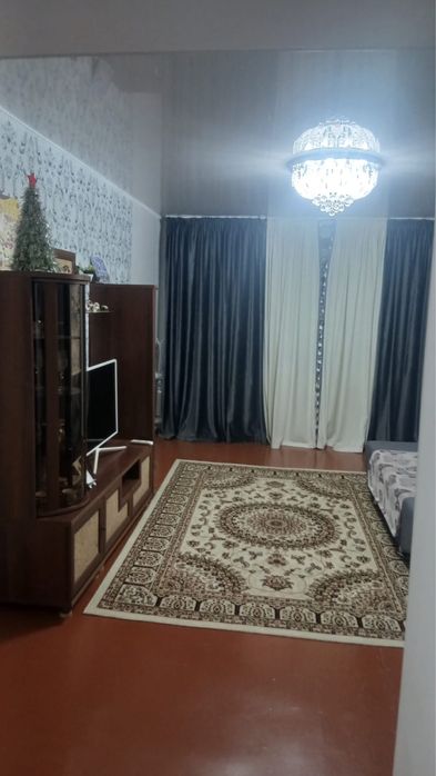 Продается квартира четырехкомнатная