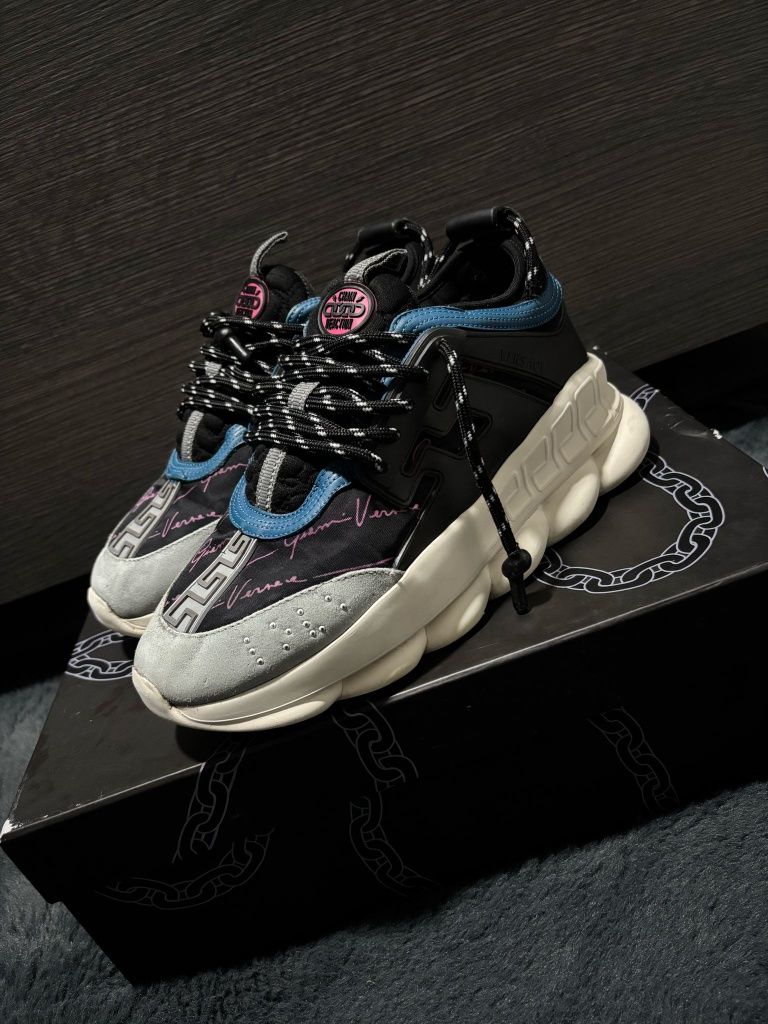 Versace Chain Reaction