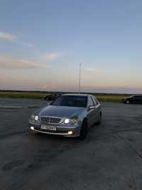 Vand/schimb mercedes c class w203