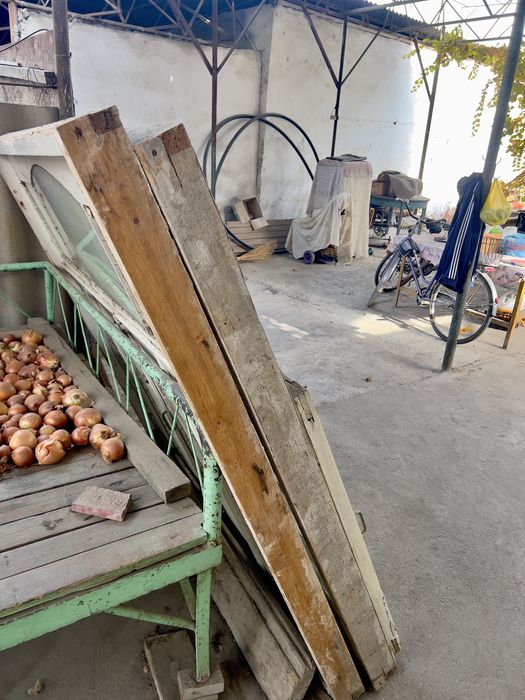 Romlar eshik  sotiladi arzon narxlarda