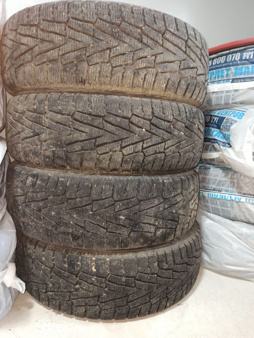 Летние шины Bridgestone 265/60/R18 и зимний 235/60/R18