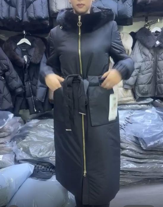 Продам куртку новую