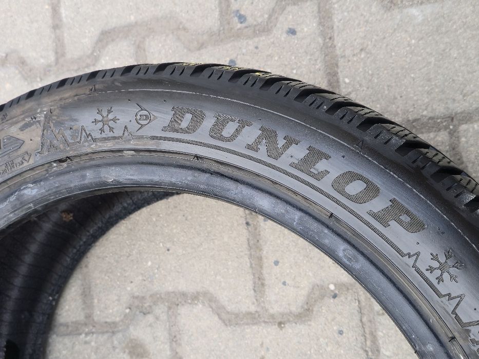 123 456  Dunlop.  .
