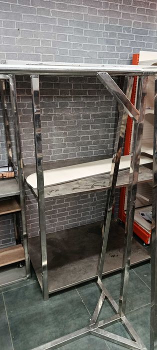 Продаются стеллажи