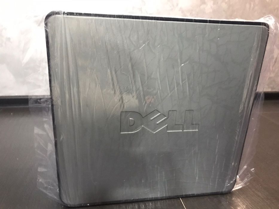 НАСТОЛЕН ОФИС Компютър Dell Optiplex 780 два хард диска/120SSD 6GB RAM