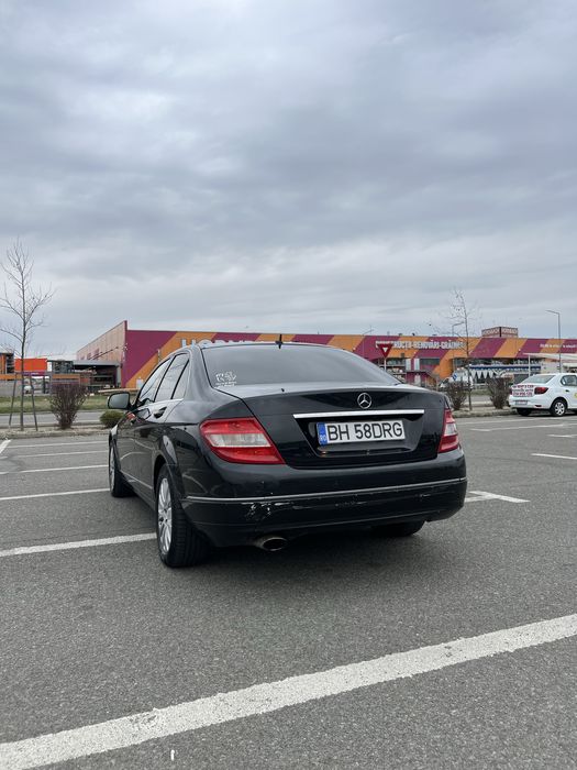 Vand sau schimb Mercedes-Benz C Class W204
