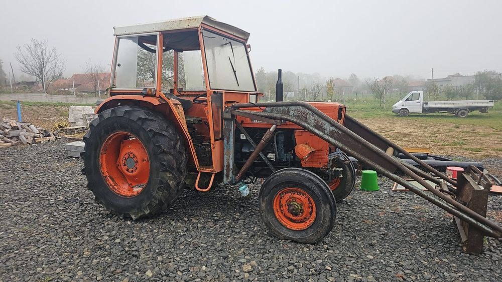 Piese tractor universal 640