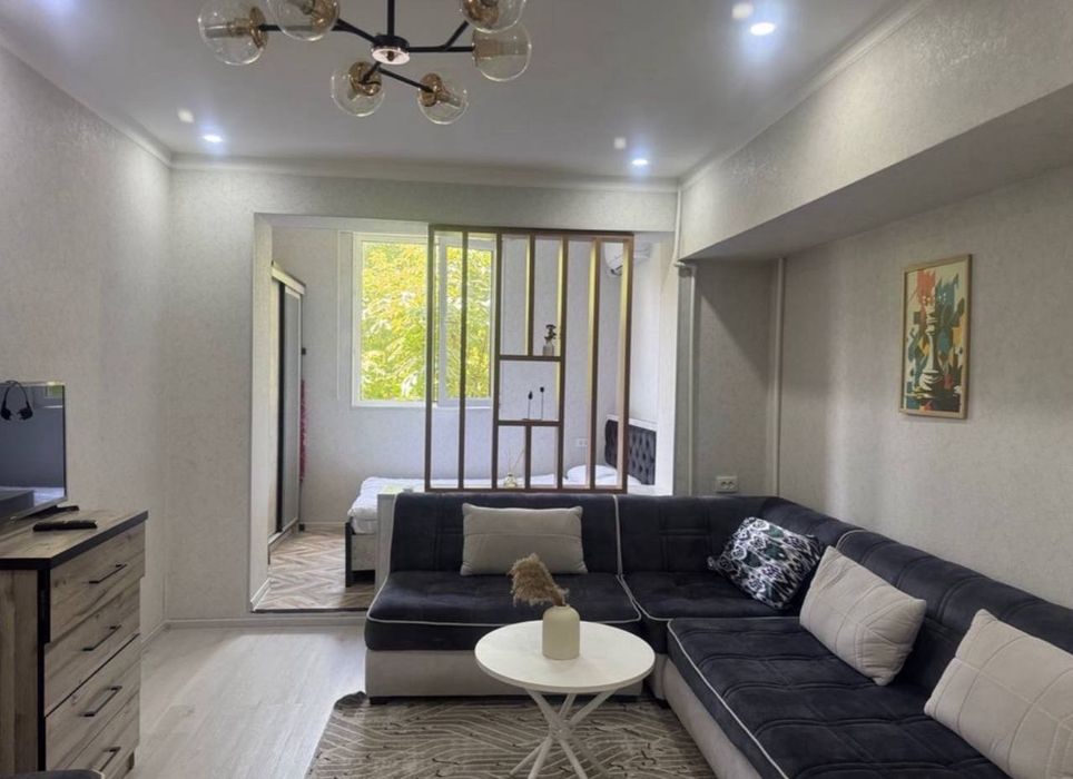 Квартира на Ц4-кафе Плов 1*2/2/4 общ пл 42м с обстановкой