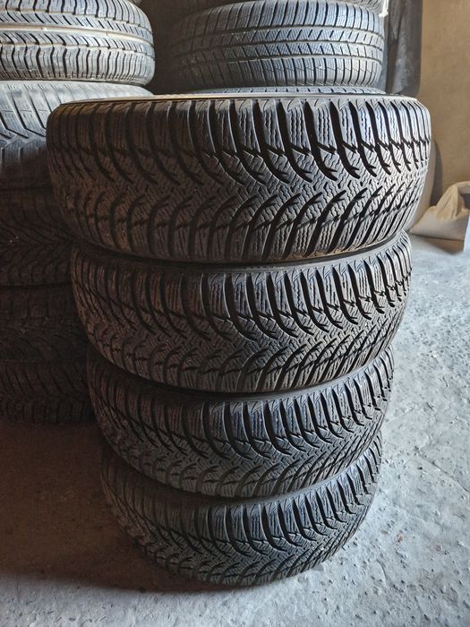 195 60 15  M+S  Kumho