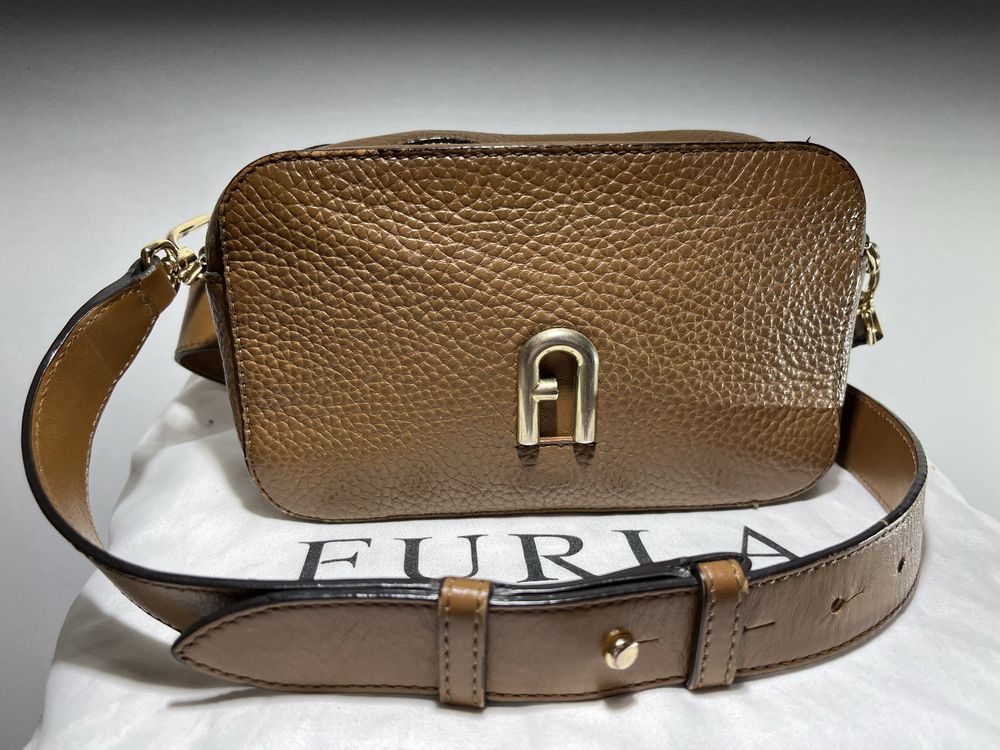 Чанта Furla естествена кожа оригинал