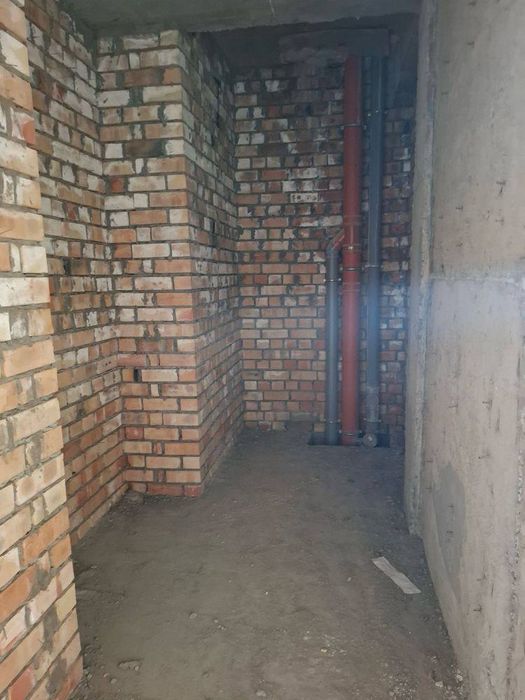 Уста Ширин Модерн квартира коробка 3/7/12, новостройка