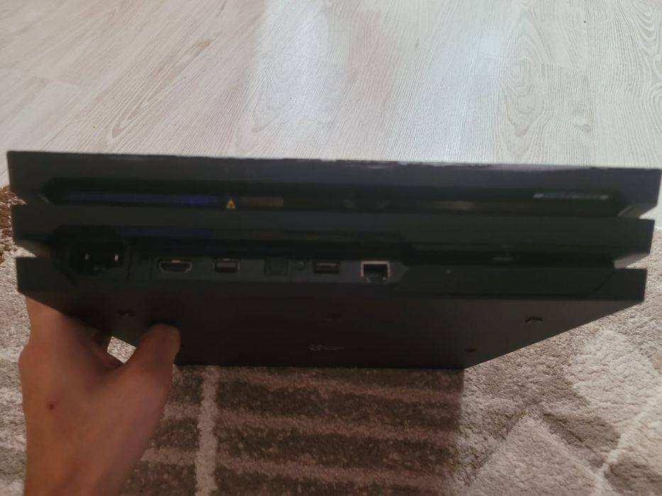 Vand ps4 pro 1tb